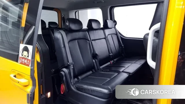 Hyundai Staria 2021 Желтый из Кореи, фото 2