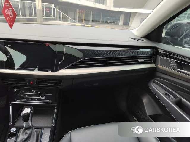 Volkswagen Passat PHEV 2021 Черный из Китая, фото 2