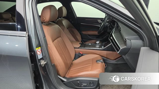 Audi A6 (C8) 2021 Серый из Кореи, фото 2