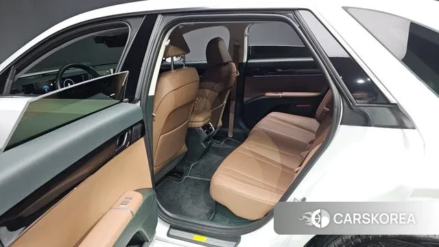 Hyundai Grandeur Hybrid (GN7) 2025 Белый из Кореи, фото 2