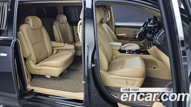 Kia All New Carnival 2018 Черный из Кореи, фото 2