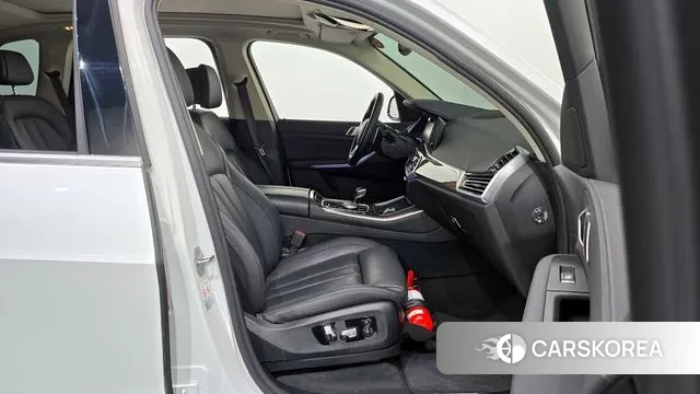 BMW X5 (G05) 2021 Белый из Кореи, фото 2