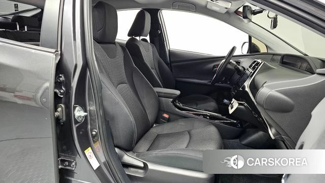 Toyota Prius 4th Generation 2018 Серый из Кореи, фото 2