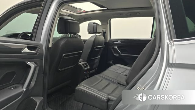 Volkswagen Tiguan Allspace 2020 Серый из Кореи, фото 2