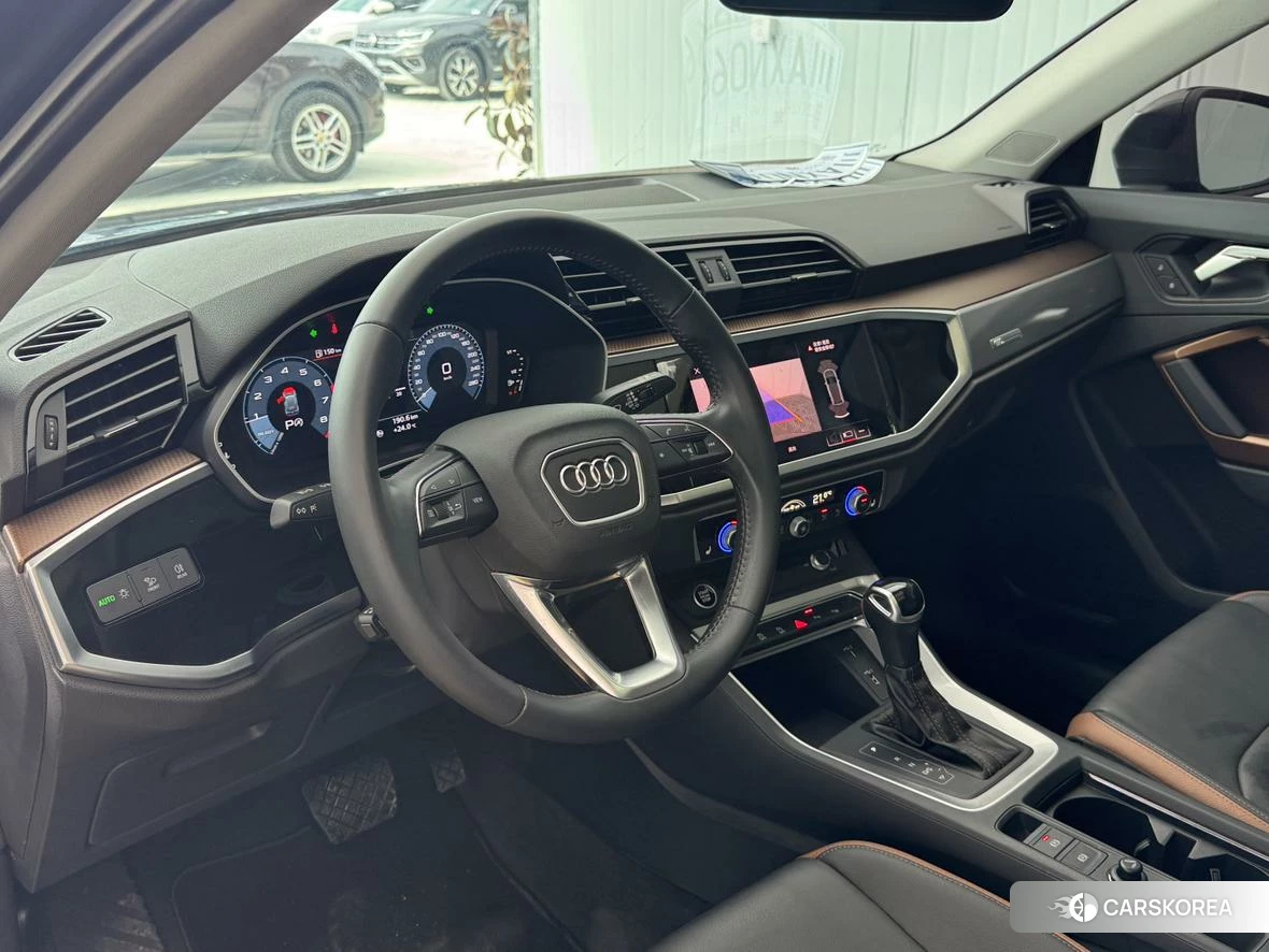 Audi Q3 2020 Темно-серый из Китая, фото 2