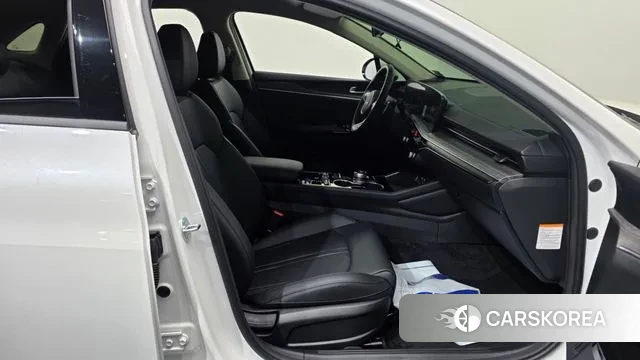 Kia The New K5 Hybrid 3rd generation 2025 Белый из Кореи, фото 2