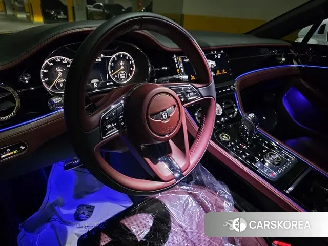 Bentley Continental GT 3rd Generation 2020 Белый из Кореи, фото 2