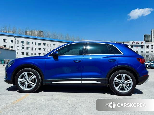 Audi Q3 2022 Синий из Китая, фото 2
