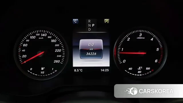 Mercedes-Benz GLC-Class X253 2018 Белый из Кореи, фото 2