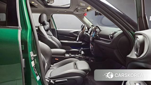 Mini Cooper Clubman 2021 Темно-зеленый из Кореи, фото 2