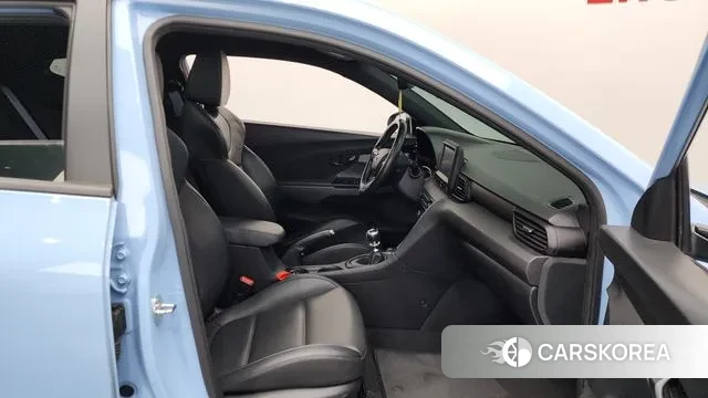 Hyundai Veloster (JS) 2019 Светло-серебряный цвет из Кореи, фото 2