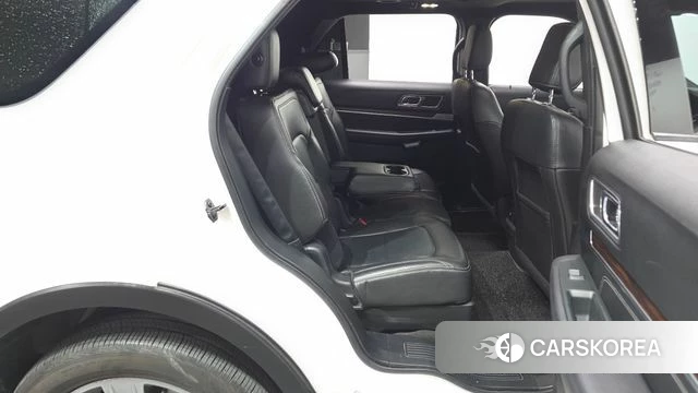 Ford Explorer 2018 Белый из Кореи, фото 2