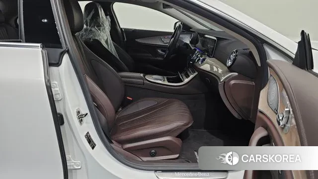 Mercedes-Benz CLS-Class C257 2021 Белый из Кореи, фото 2