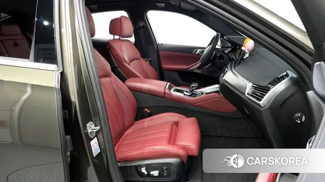 BMW X6 (G06) 2021 Песочный из Кореи, фото 2