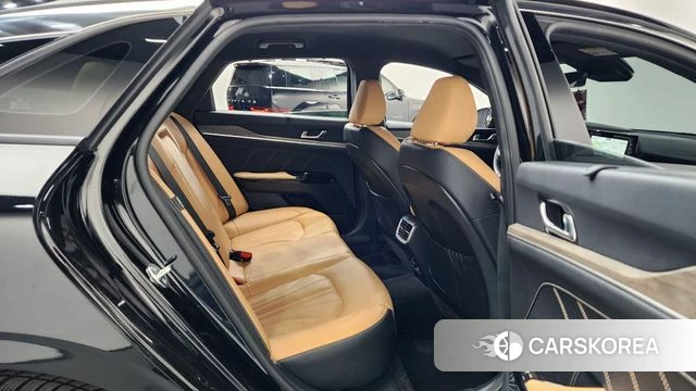 Kia K5 3rd generation 2023 Черный из Кореи, фото 2