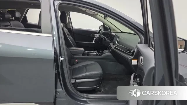 Kia Sportage 5th Generation Hybrid 2024 Небесно-голубой из Кореи, фото 2