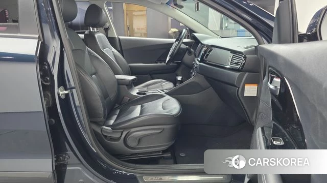 Kia Niro 2018 Синий из Кореи, фото 2