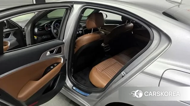 Genesis G70 2020 Серебряный из Кореи, фото 2