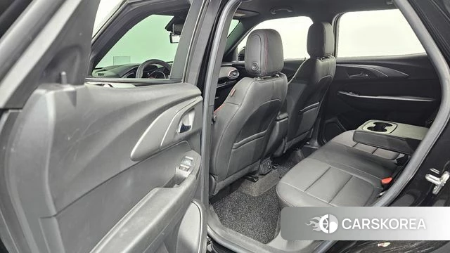 Chevrolet (GM Daewoo) Trailblazer 2023 Черный из Кореи, фото 2