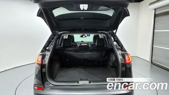 Jeep Cherokee (KL) 2019 Черный из Кореи, фото 2