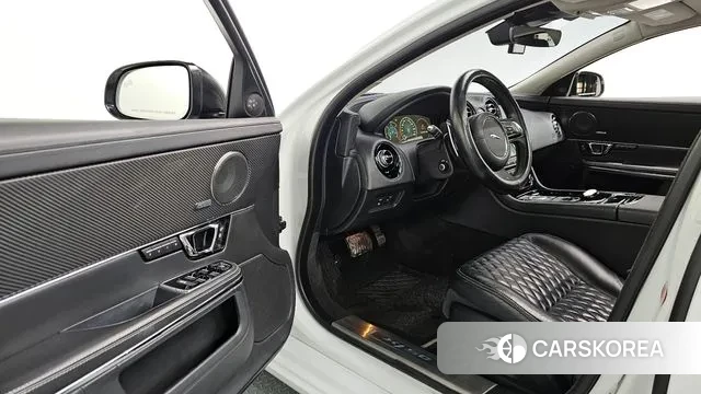 Jaguar All New XJ 2019 Белый из Кореи, фото 2