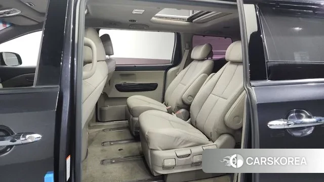 Kia The New Carnival 2019 Серый из Кореи, фото 2