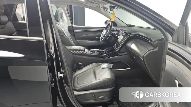 Hyundai Tucson (NX4) 2022 Черный из Кореи, фото 2