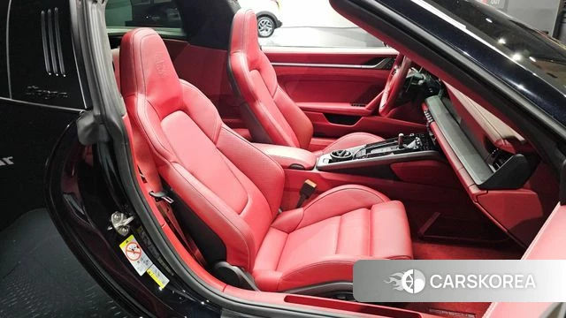 Porsche 911(992) 2024 Черный из Кореи, фото 2