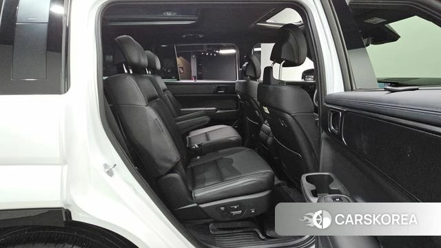 Hyundai Santa Fe (MX5) 2023 Белый из Кореи, фото 2