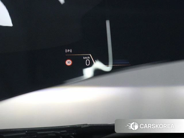 BMW iX1 (U11) 2023 Черный из Кореи, фото 2