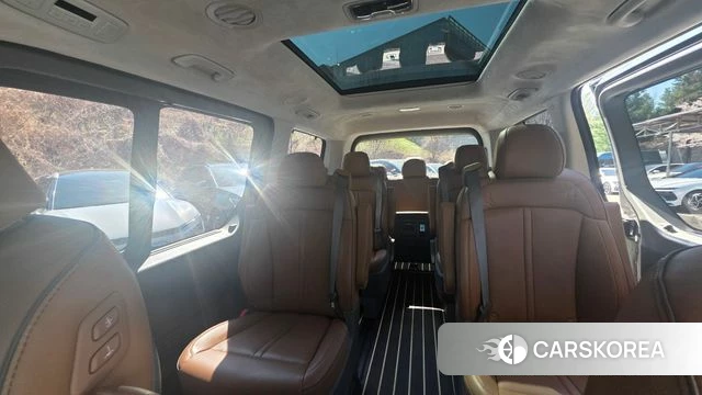 Hyundai Staria 2025 Черный из Кореи, фото 2