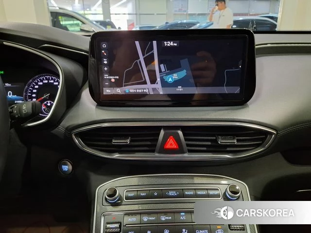 Hyundai The New Santa Fe 2023 Белый из Кореи, фото 2