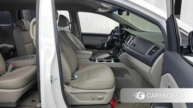 Kia The New Carnival 2019 Белый из Кореи, фото 2