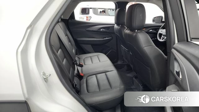 Chevrolet (GM Daewoo) Trailblazer 2022 Белый из Кореи, фото 2