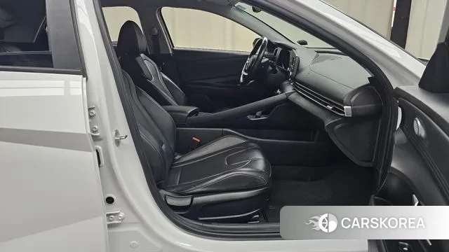 Hyundai Avante Hybrid (CN7) 2021 Белый из Кореи, фото 2