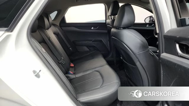 Kia The New K5 Hybrid 3rd generation 2024 Белый из Кореи, фото 2