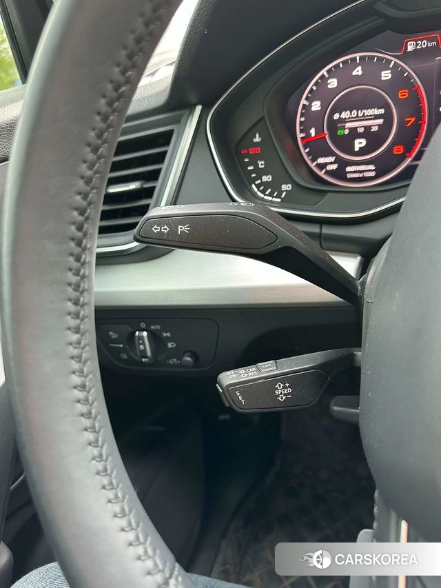 Audi Q5L 2019 Черный из Китая, фото 2