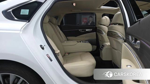 Kia The New K9 2nd generation 2022 Белый из Кореи, фото 2