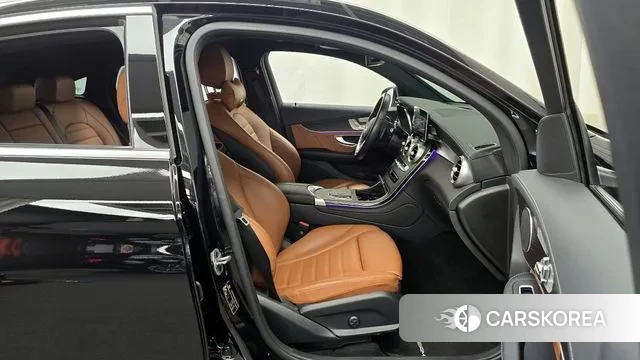 Mercedes-Benz GLC-Class X253 2023 Черный из Кореи, фото 2