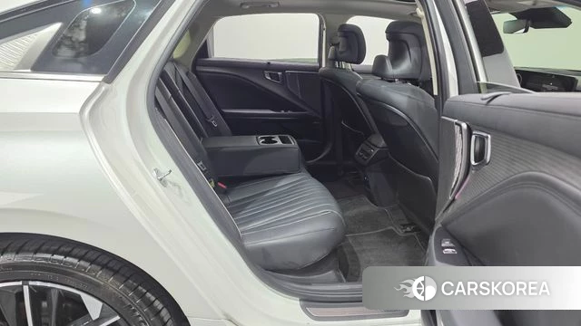 Kia The New K8 Hybrid 2024 Белый из Кореи, фото 2