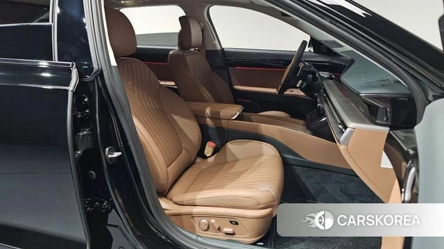 Hyundai Grandeur Hybrid (GN7) 2025 Черный из Кореи, фото 2