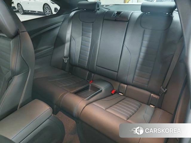 BMW 2 Series (G42) 2024 Белый из Кореи, фото 2