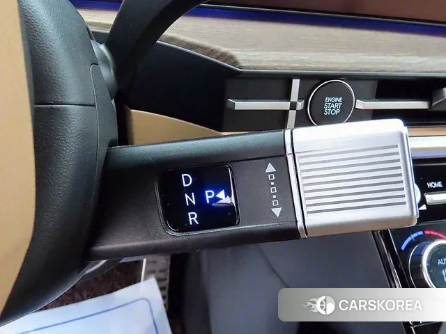 Hyundai Santa Fe (MX5) 2024 Серый из Кореи, фото 2