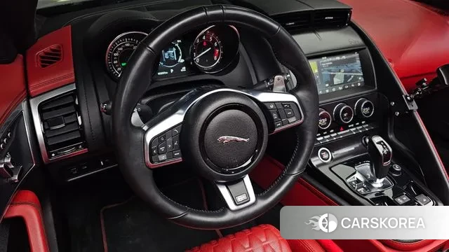 Jaguar F-TYPE 2019 Черный из Кореи, фото 2