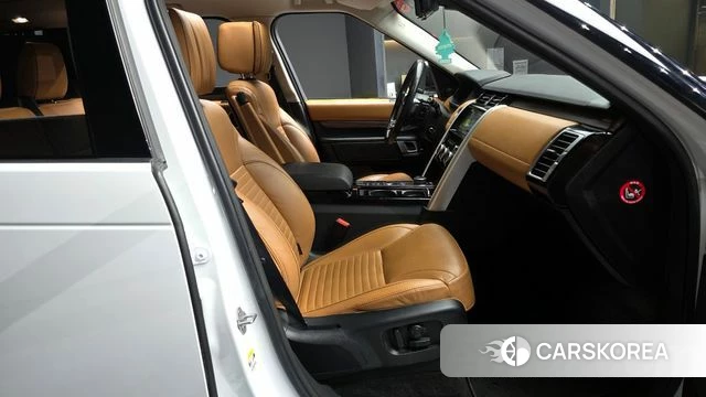 Land Rover Discovery 5 2018 Белый из Кореи, фото 2