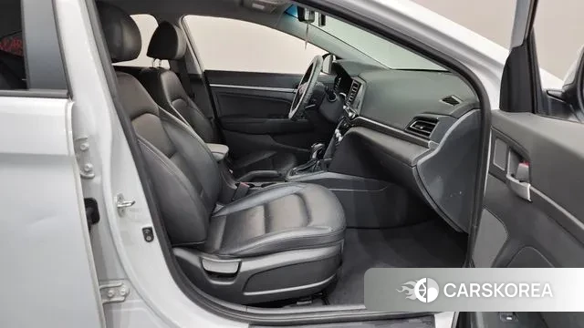 Hyundai The New Avante AD 2018 Белый из Кореи, фото 2