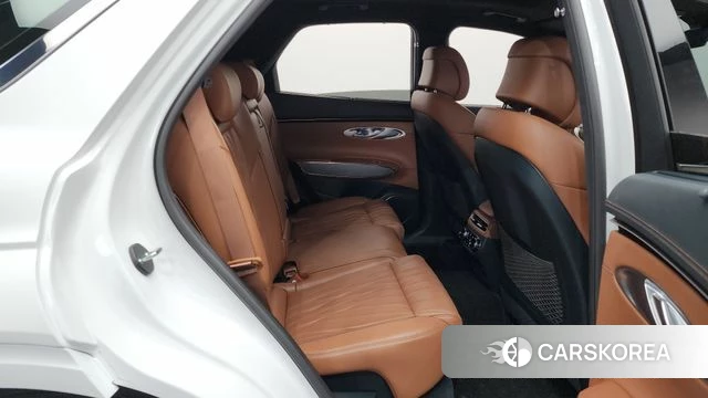 Genesis GV70 2022 Белый из Кореи, фото 2