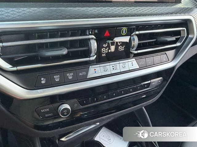 BMW X4 (G02) 2024 Белый из Кореи, фото 2