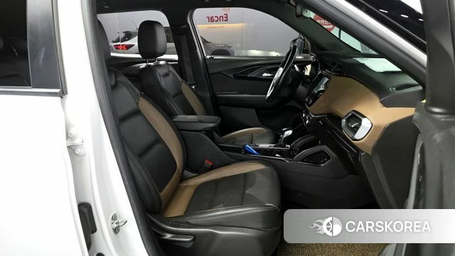 Chevrolet (GM Daewoo) Trailblazer 2021 Белый из Кореи, фото 2