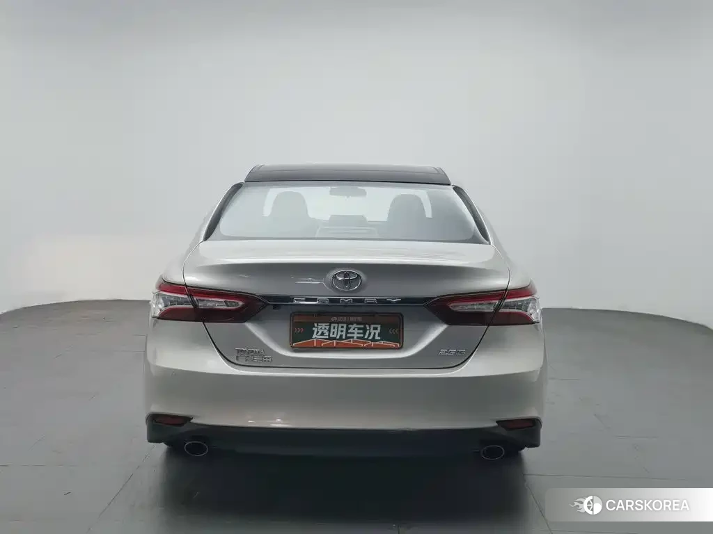 Toyota Camry 2019 Silver/gray из Китая, фото 2